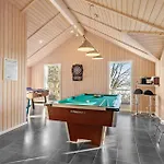 Holiday home Svalevaenget X Humble