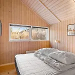 Holiday home Svalevaenget X Humble
