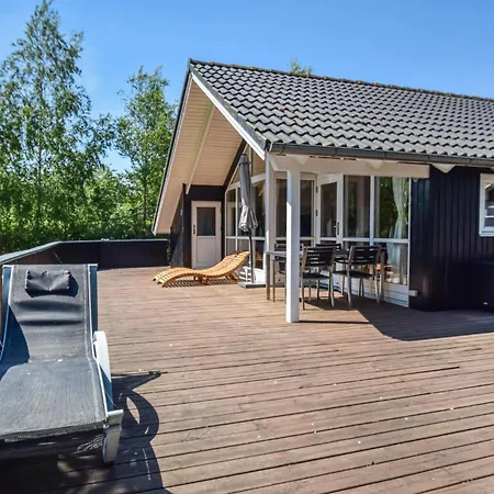 Lovely Home In Humble With Wifi Nordenbro Vesteregn